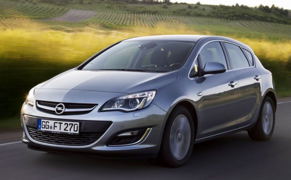 Opel Astra J Hatchback