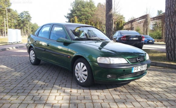 Opel Vectra, цена 670 €, Фото